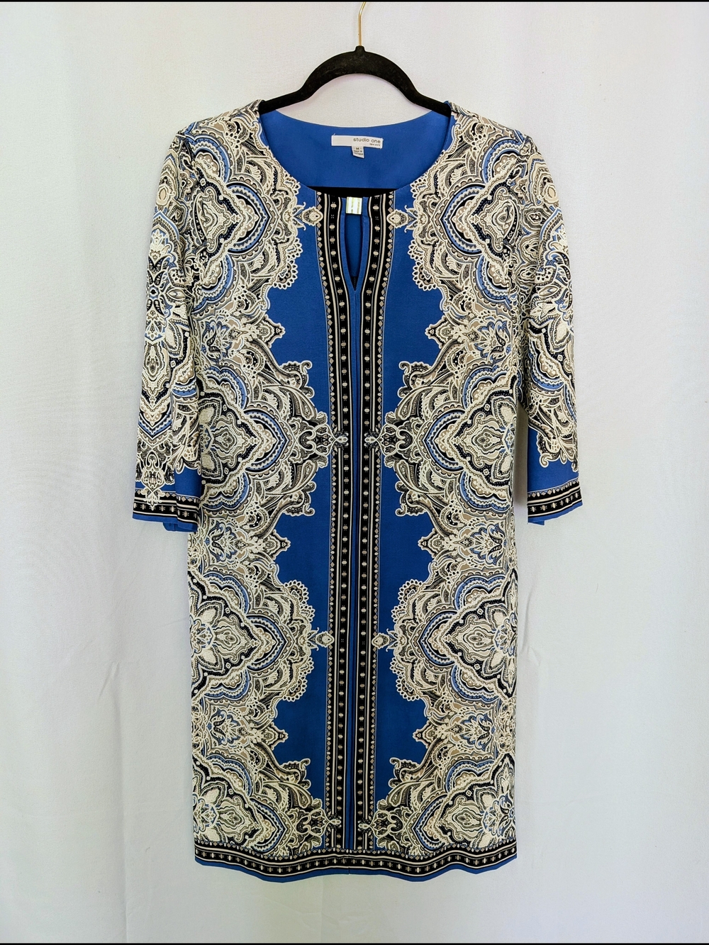 Studio One Blue and Ivory Ornate Medallion Printed Midi Dress